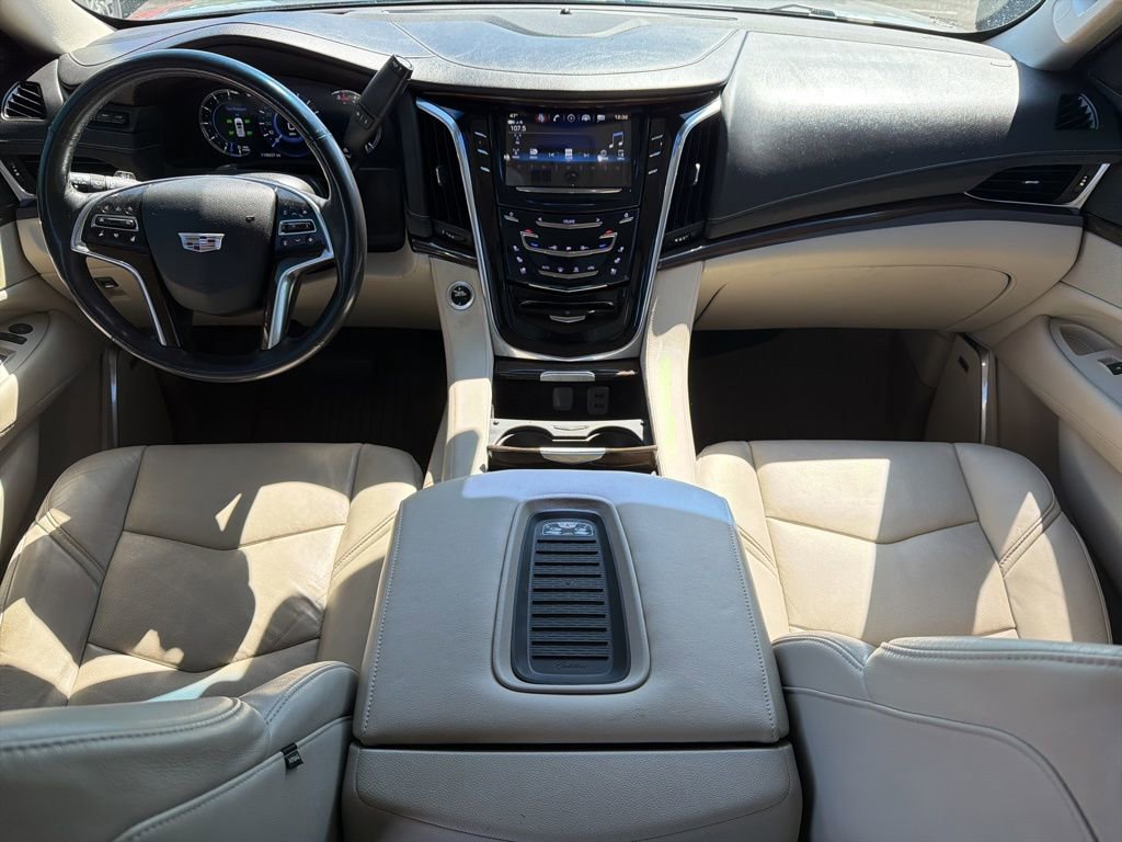 Used 2018 Cadillac Escalade Premium Luxury AWD/4WD image 31
