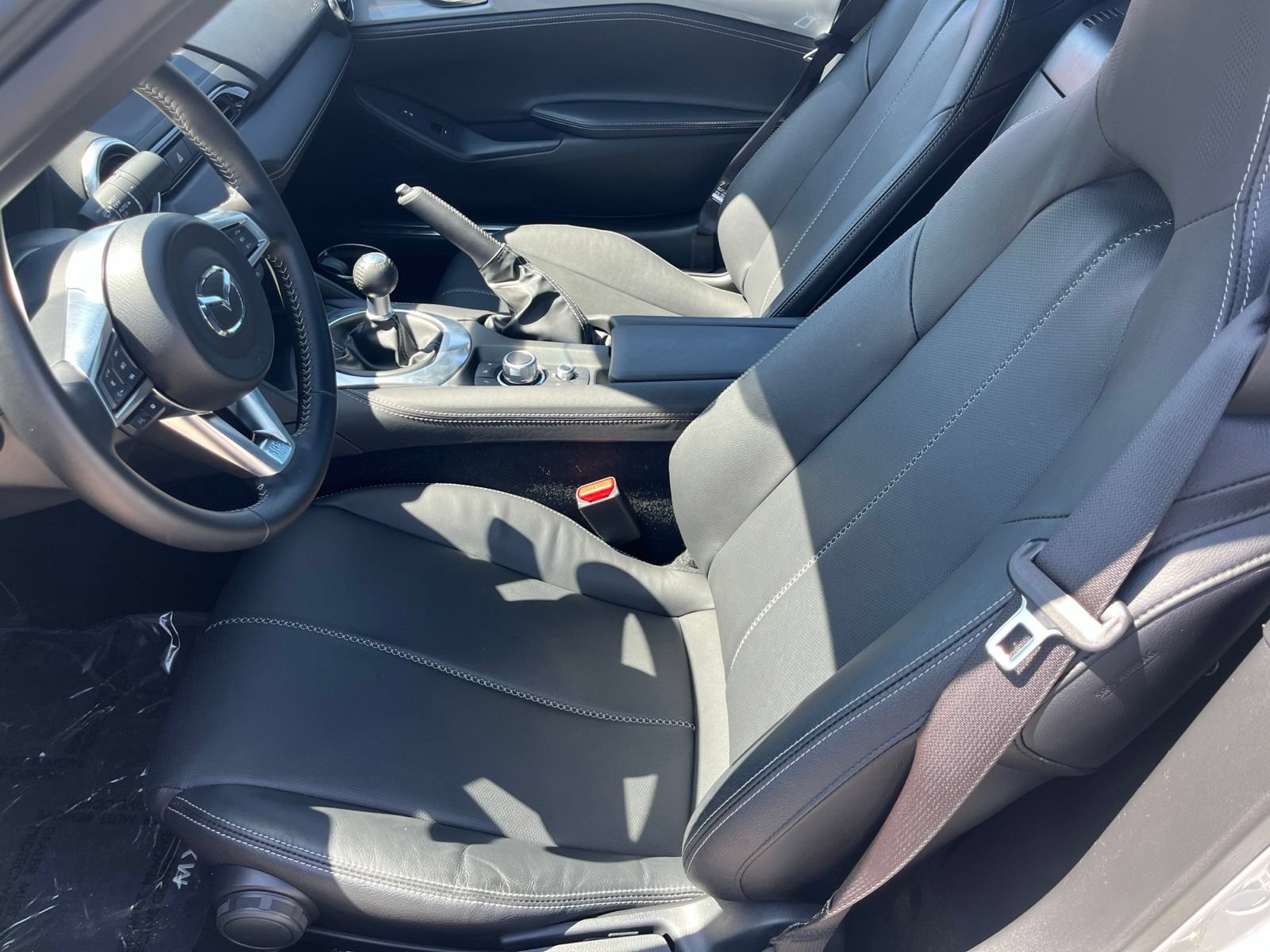 Certified 2025 MAZDA MX-5 Miata RF Grand Touring RWD image 13