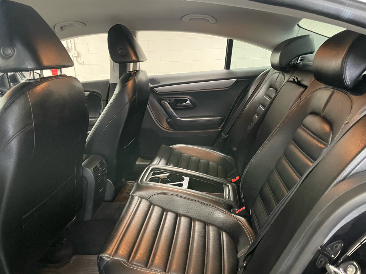 Used 2012 Volkswagen CC Sport image 11