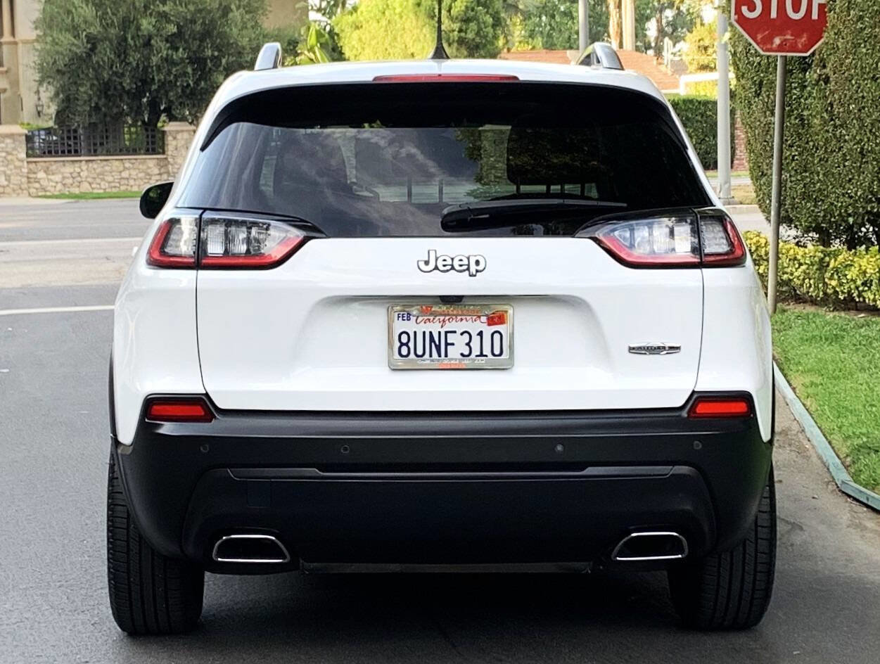 Used 2021 Jeep Cherokee Latitude Lux w/ Sun & Sound Group image 6