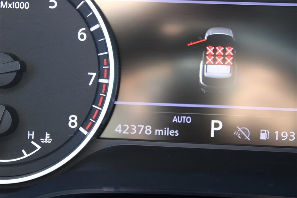 Used 2022 Nissan Pathfinder SL w/ SL Black Package image 12