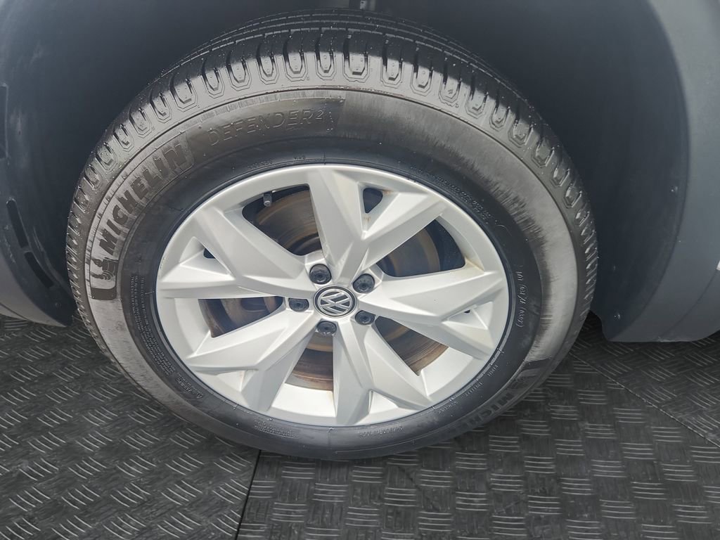 Used 2018 Volkswagen Atlas Launch Edition AWD/4WD image 14