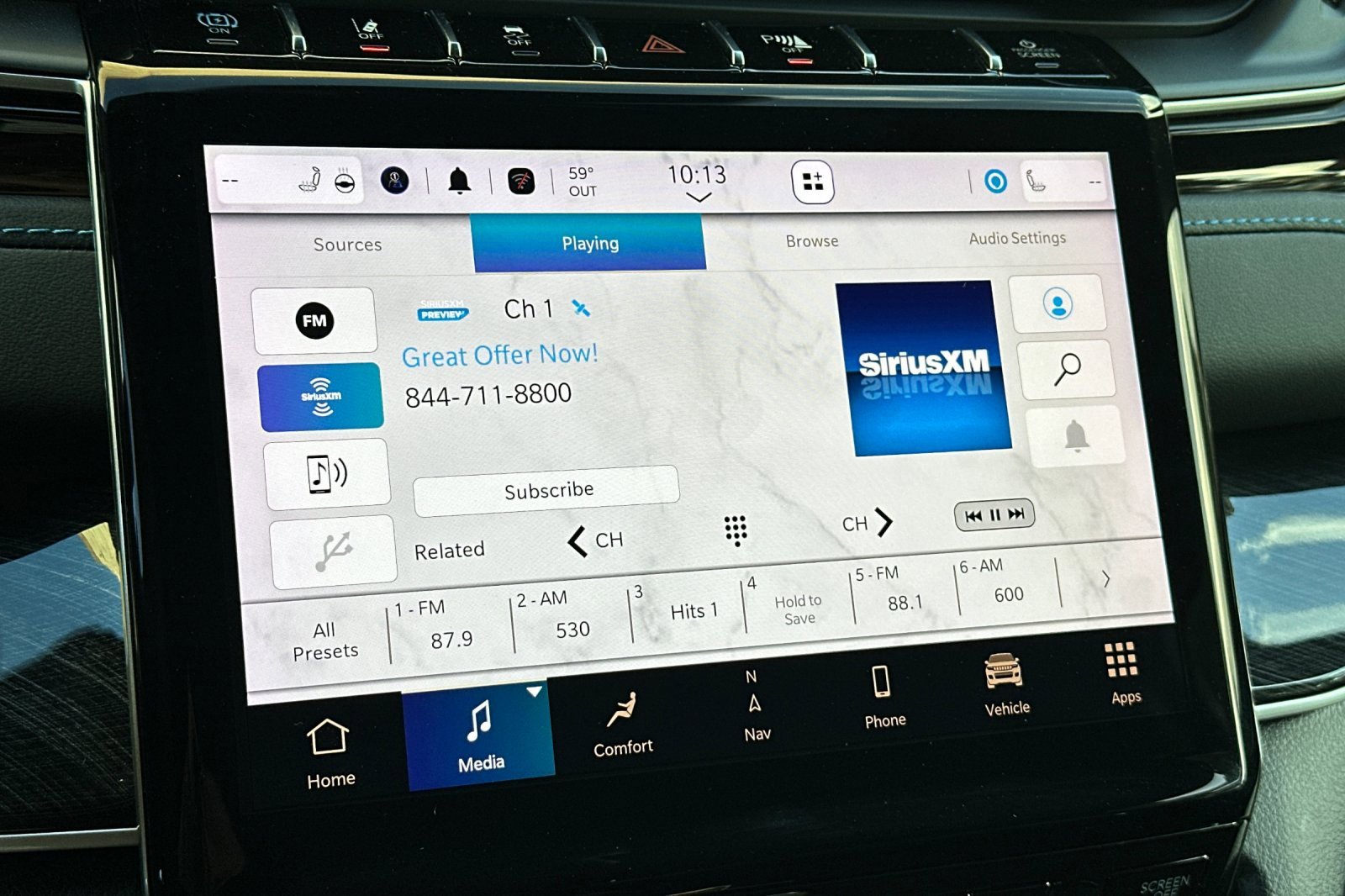 New 2023 Jeep Grand Cherokee Trailhawk w/ Advanced Protech Group II image 17