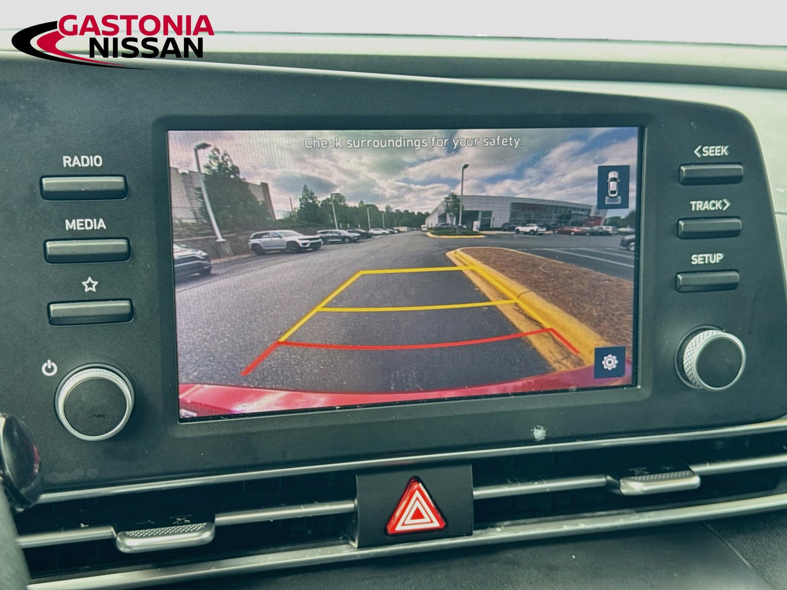 Used 2023 Hyundai Elantra SEL FWD image 17