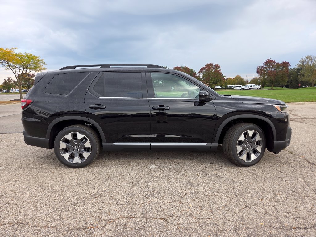 New 2026 Honda Pilot Touring image 28