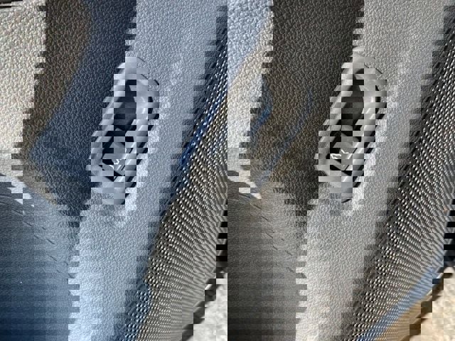 New 2025 Volkswagen Tiguan SE image 25