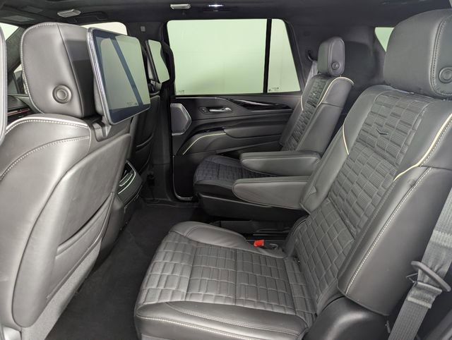Used 2023 Cadillac Escalade V AWD/4WD image 15
