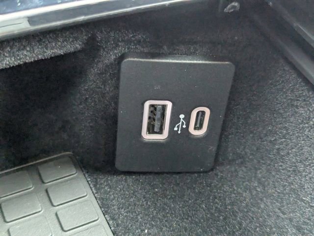 New 2026 Lincoln Corsair Reserve w/ Jet Appearance Package image 21