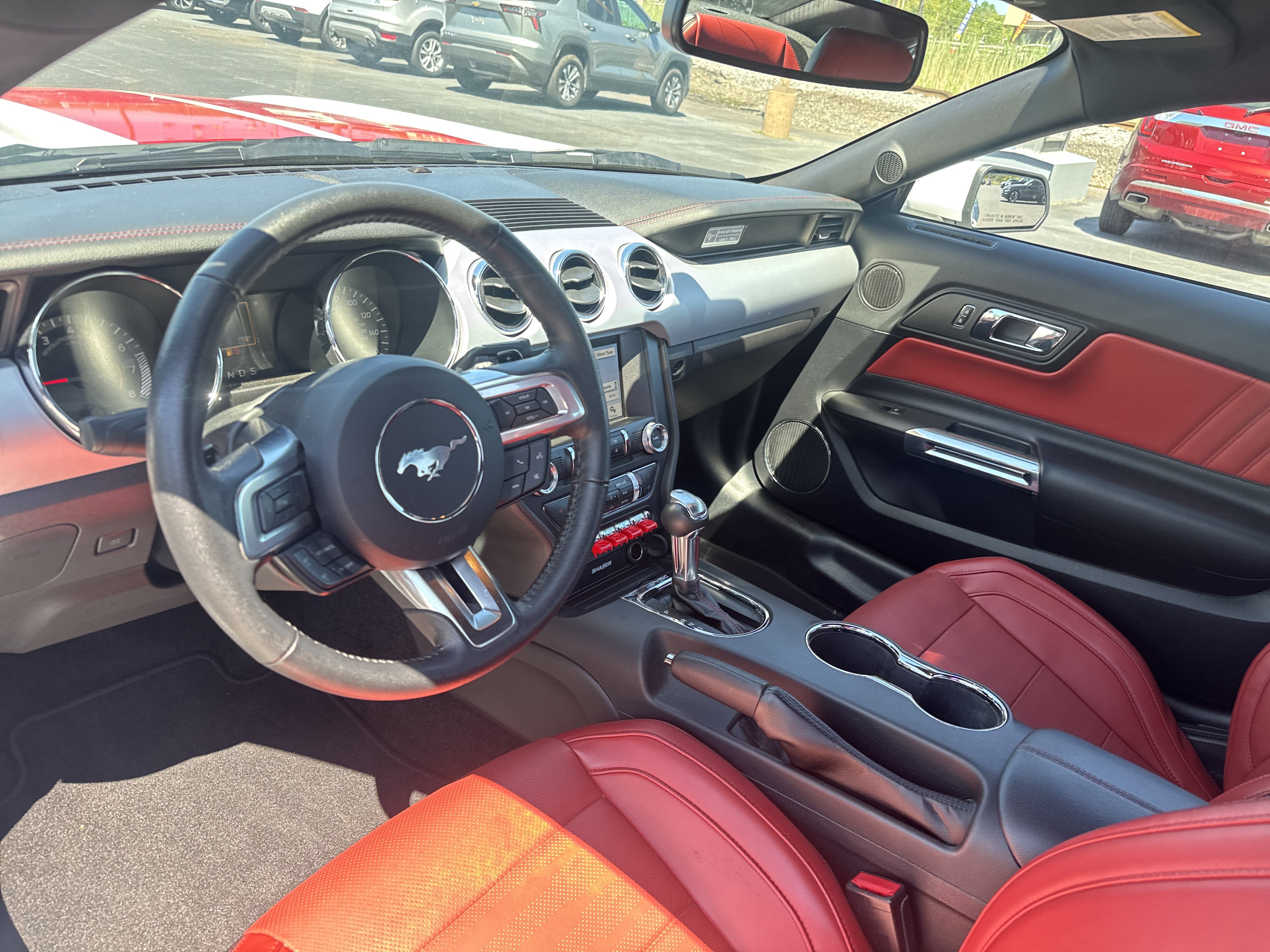 Used 2017 Ford Mustang GT Premium w/ Equipment Group 401A RWD image 14