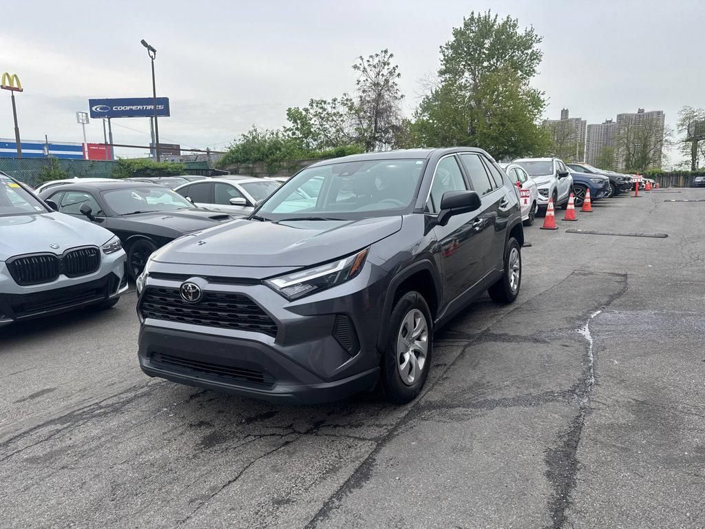 Used 2024 Toyota RAV4 LE FWD image 1