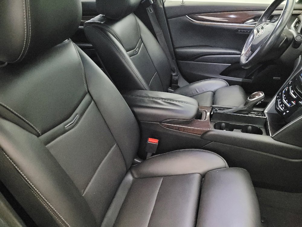 Used 2013 Cadillac XTS Premium image 21