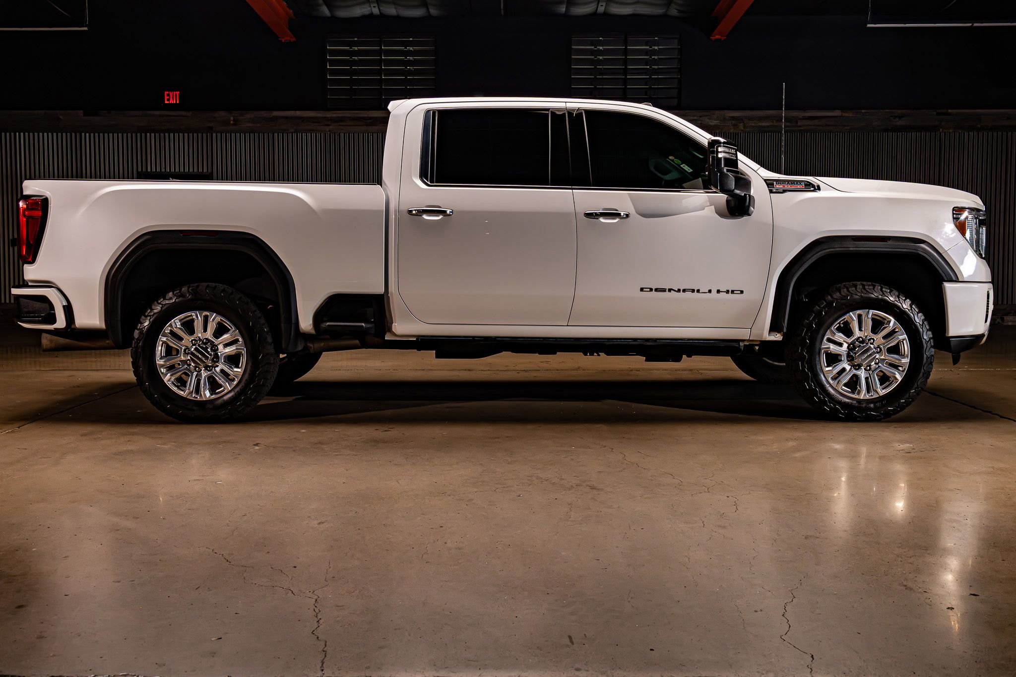 Used 2021 GMC Sierra 2500 Denali w/ Denali Ultimate Package AWD/4WD image 10