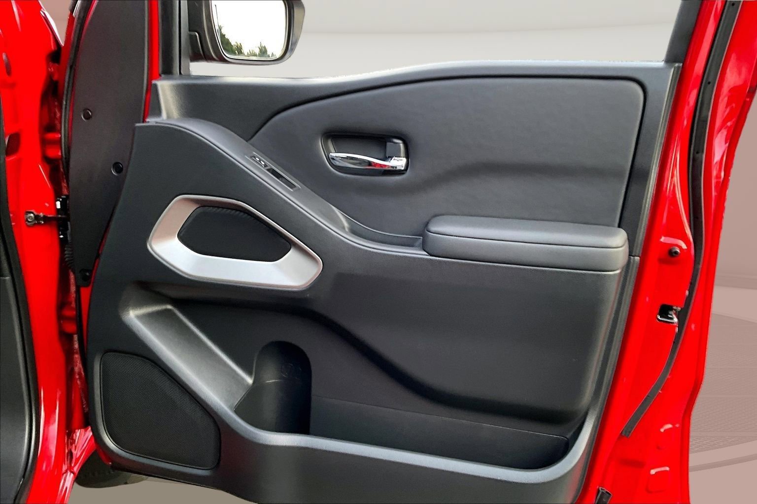 Used 2022 Nissan Frontier SV w/ Technology Package image 27