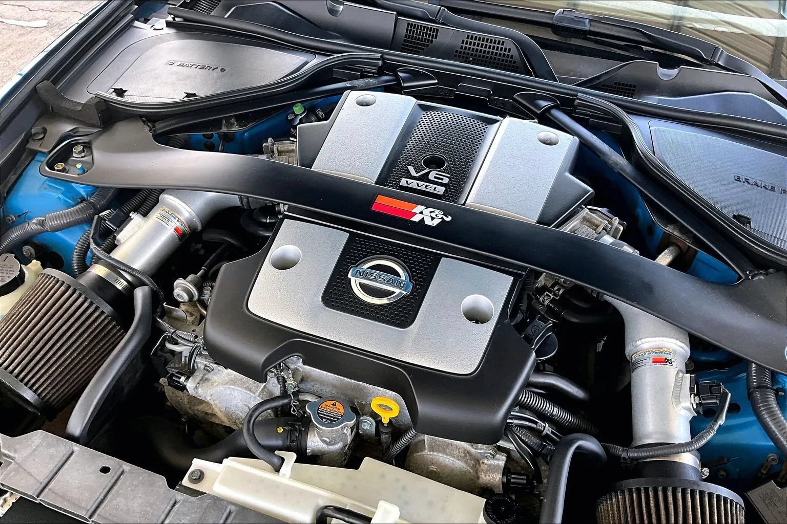 Used 2010 Nissan 370Z Roadster RWD image 24