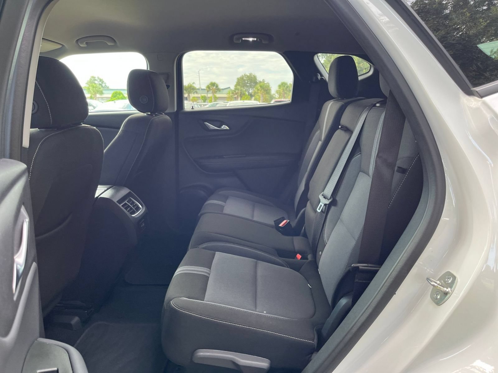 Used 2026 Chevrolet Blazer LT FWD image 25