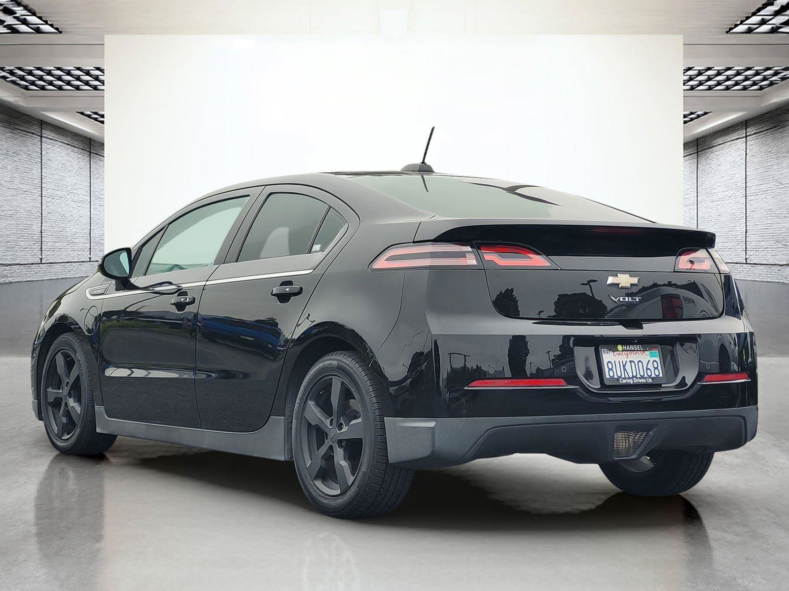 Used 2015 Chevrolet Volt Premium w/ Premium Trim Package FWD image 8
