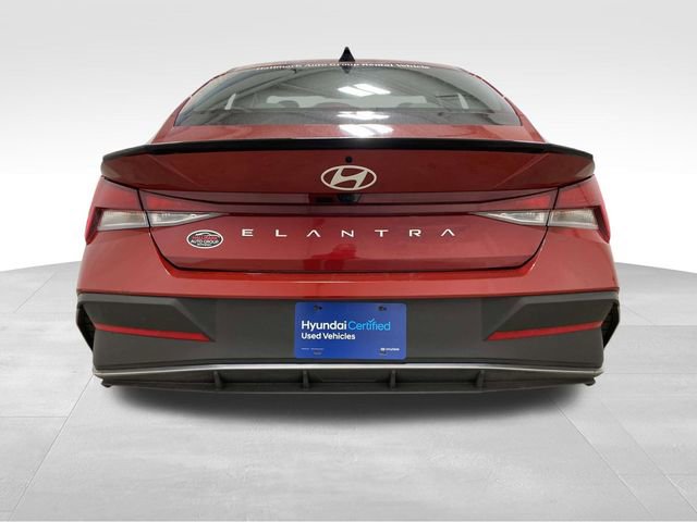 Certified 2025 Hyundai Elantra Sport image 4