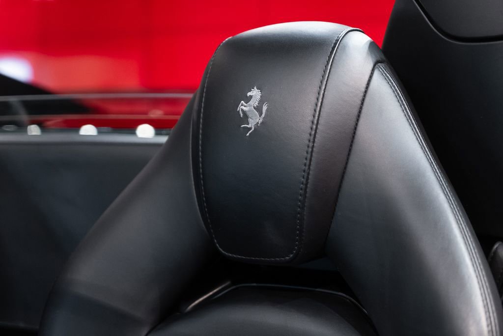 Used 2016 Ferrari 488 Spider RWD image 6