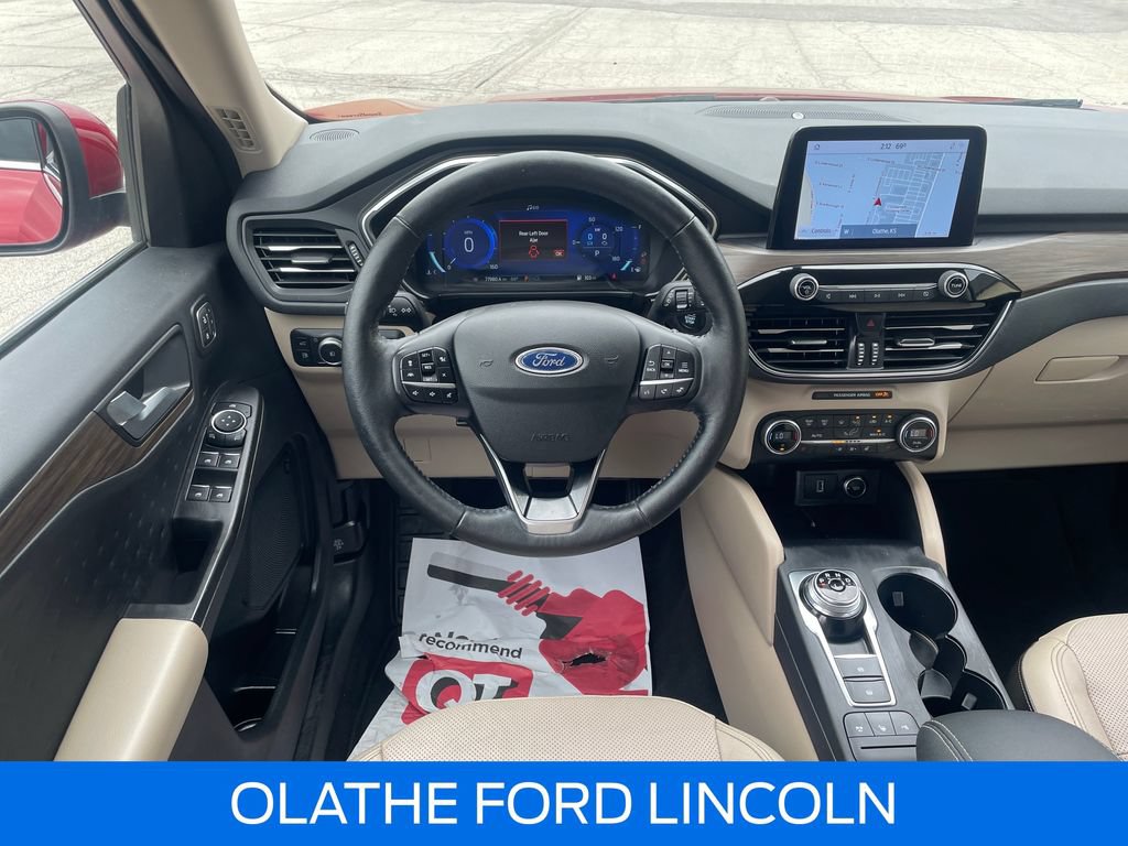 Certified 2020 Ford Escape Titanium FWD image 26