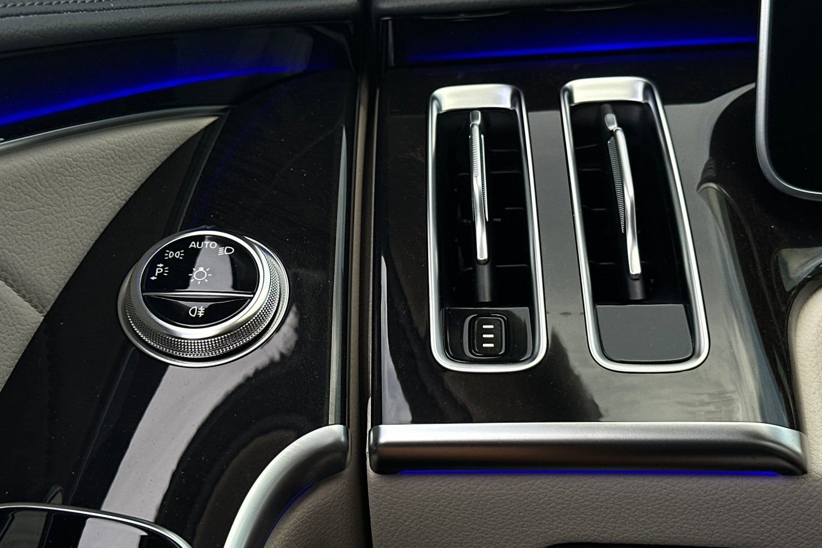 New 2026 Mercedes-Benz S 580 4MATIC Sedan image 28