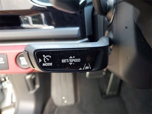 Certified 2024 Porsche Panamera image 23