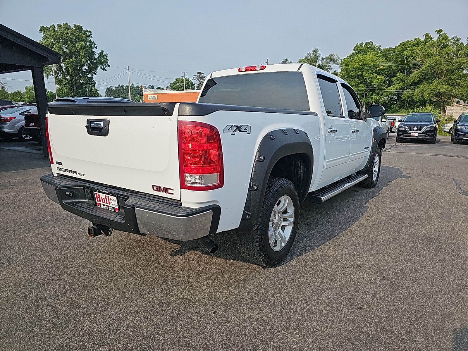 Used 2011 GMC Sierra 1500 SLT AWD/4WD image 3