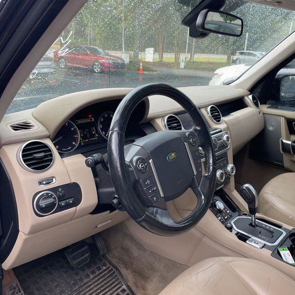 Used 2010 Land Rover LR4 HSE LUX image 22