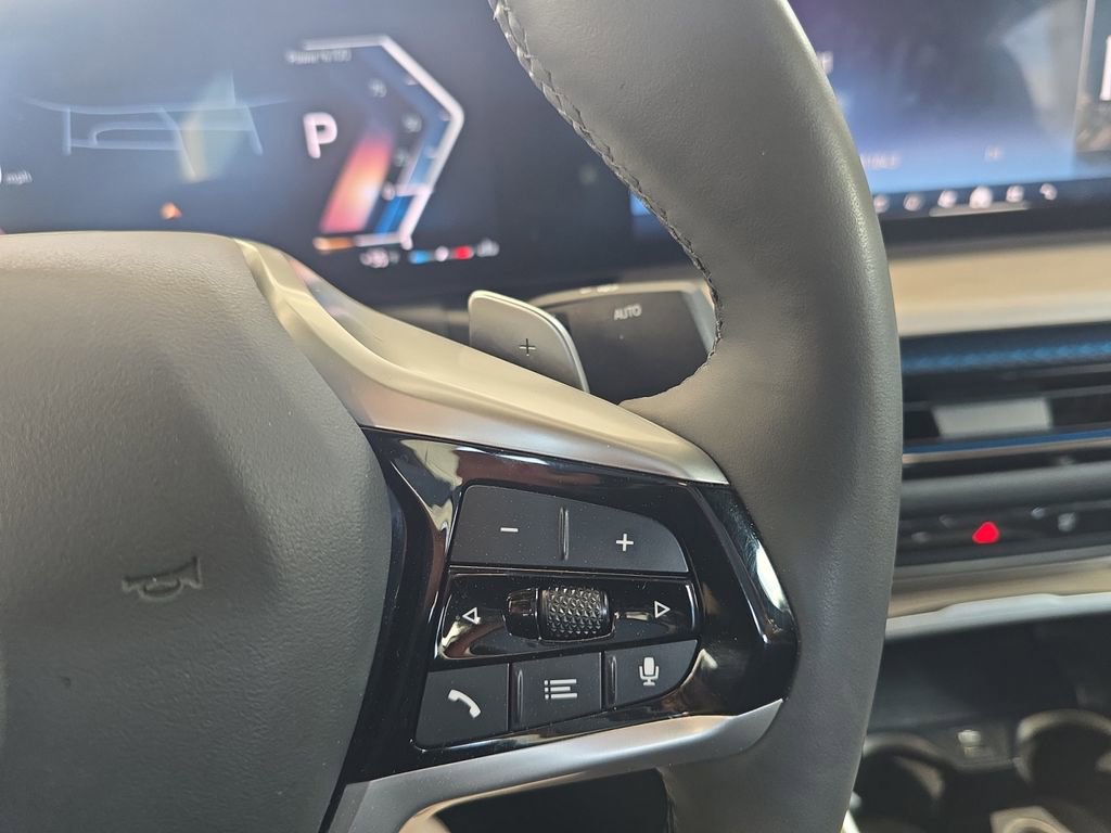 Used 2025 BMW 330i Sedan image 22