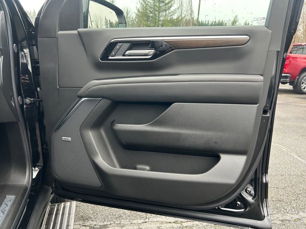 New 2026 Chevrolet Tahoe High Country image 25