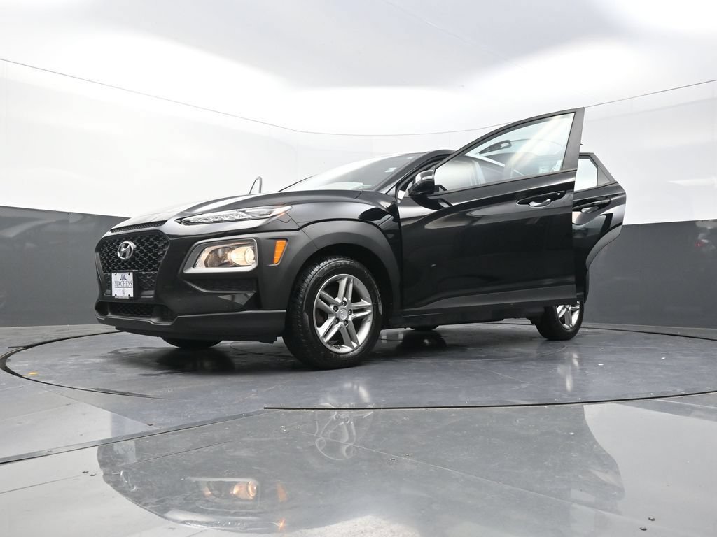 Used 2021 Hyundai Kona SE AWD/4WD image 31