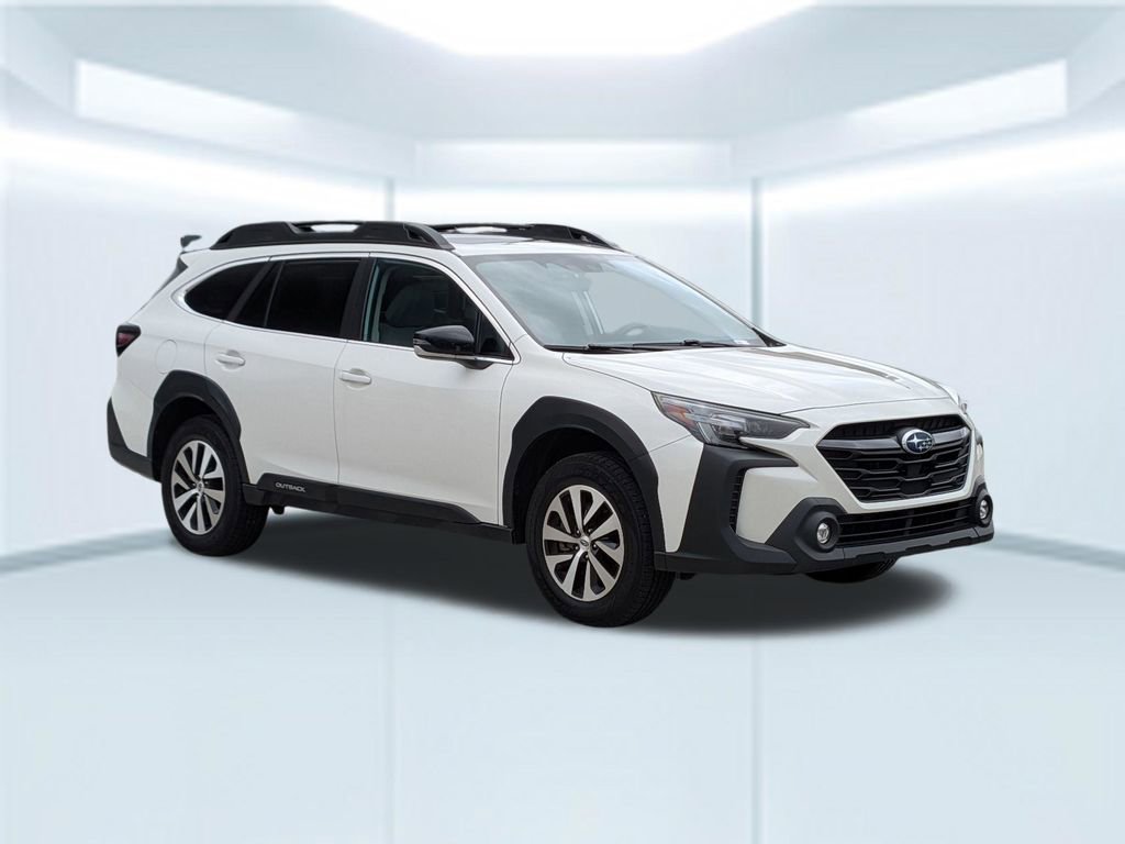 Used 2023 Subaru Outback Premium AWD/4WD image 9