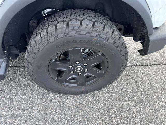 Used 2025 Ford Bronco Outer Banks image 12