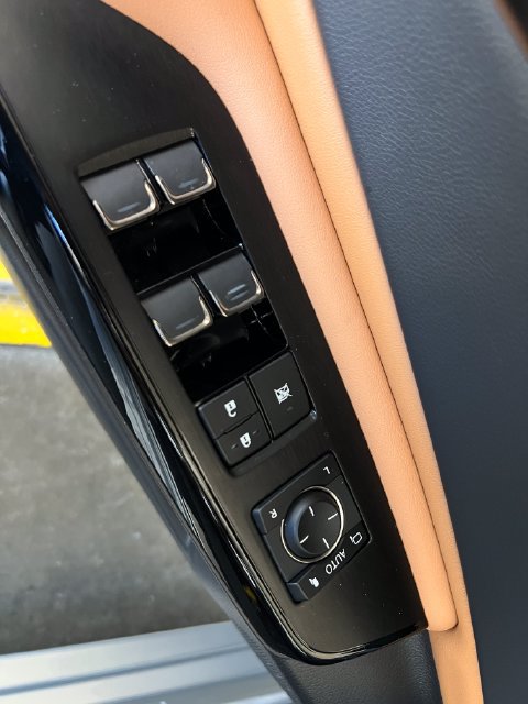 Used 2023 Lexus ES 350 w/ Accessory Package (Z1) FWD image 28
