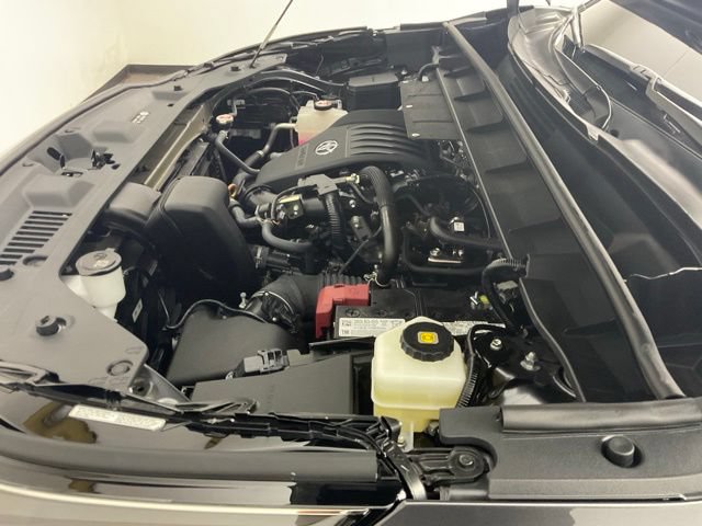 Used 2023 Toyota Highlander XLE AWD/4WD image 19