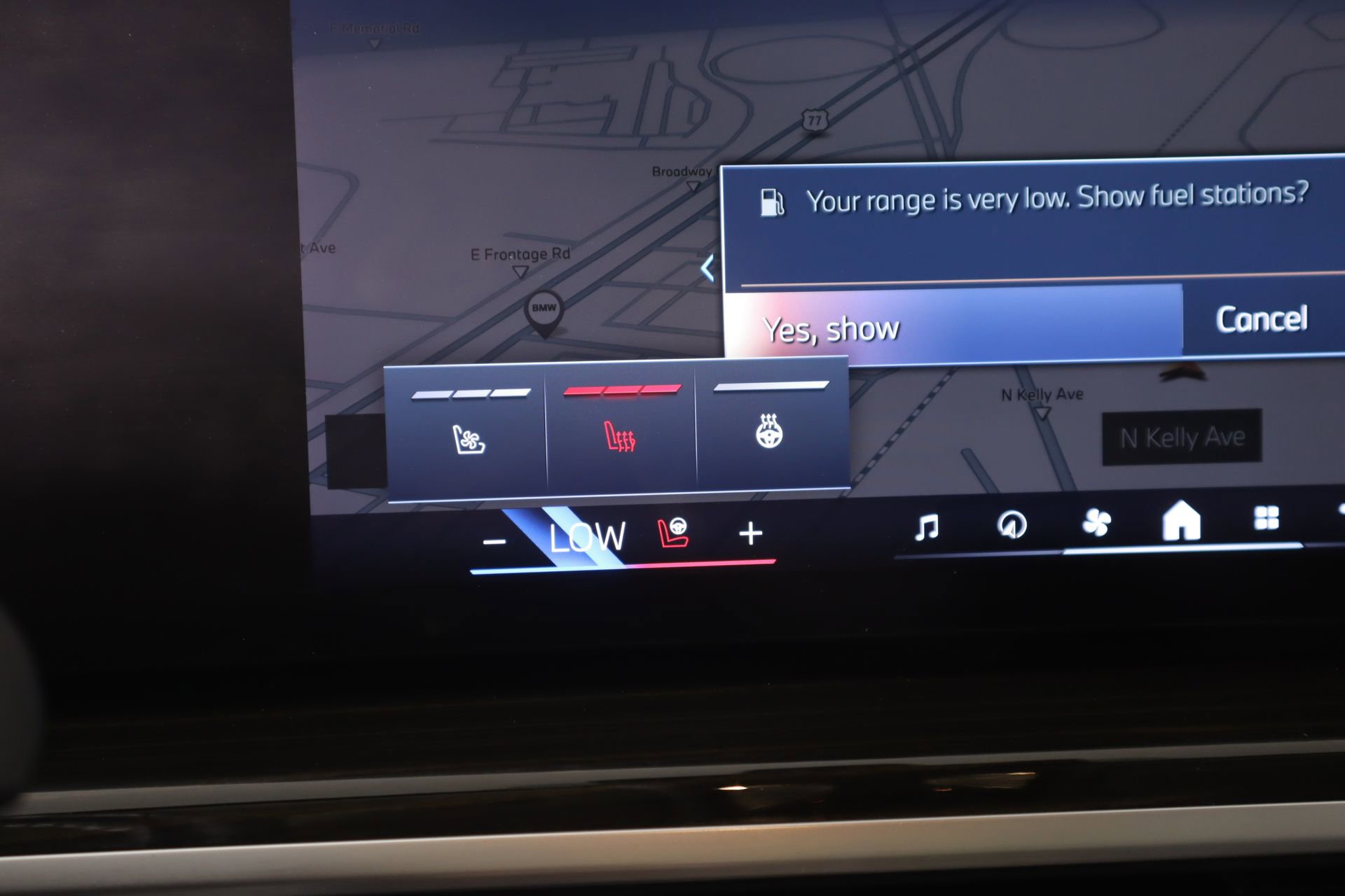 Used 2024 BMW X7 xDrive40i image 8