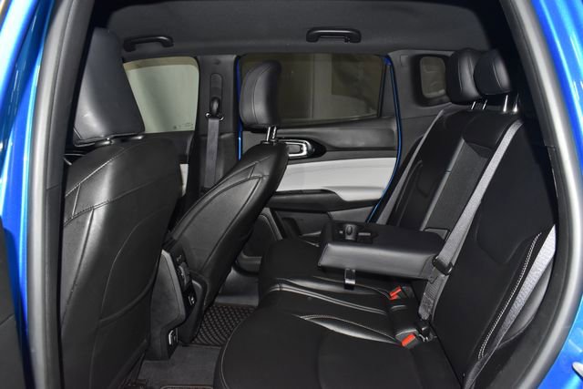 Used 2025 Jeep Compass Limited AWD/4WD image 31