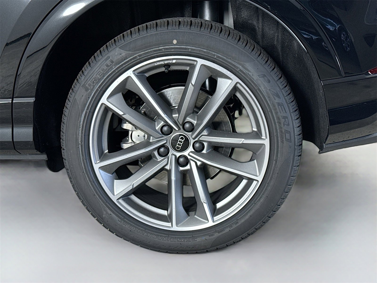 New 2025 Audi Q3 2.0T Premium image 31