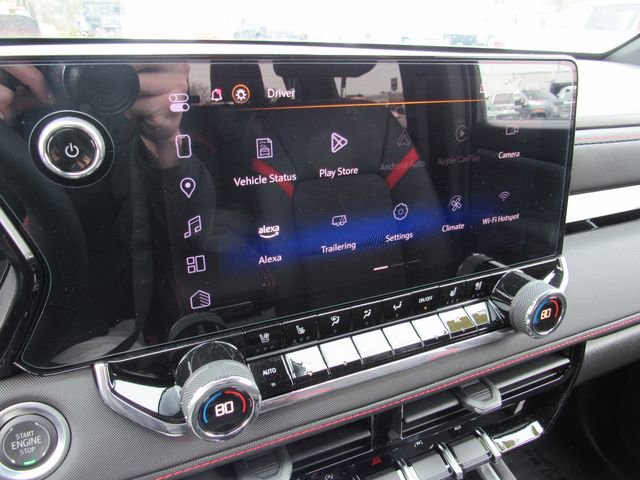 Used 2025 Chevrolet Colorado Z71 w/ Technology Package image 19