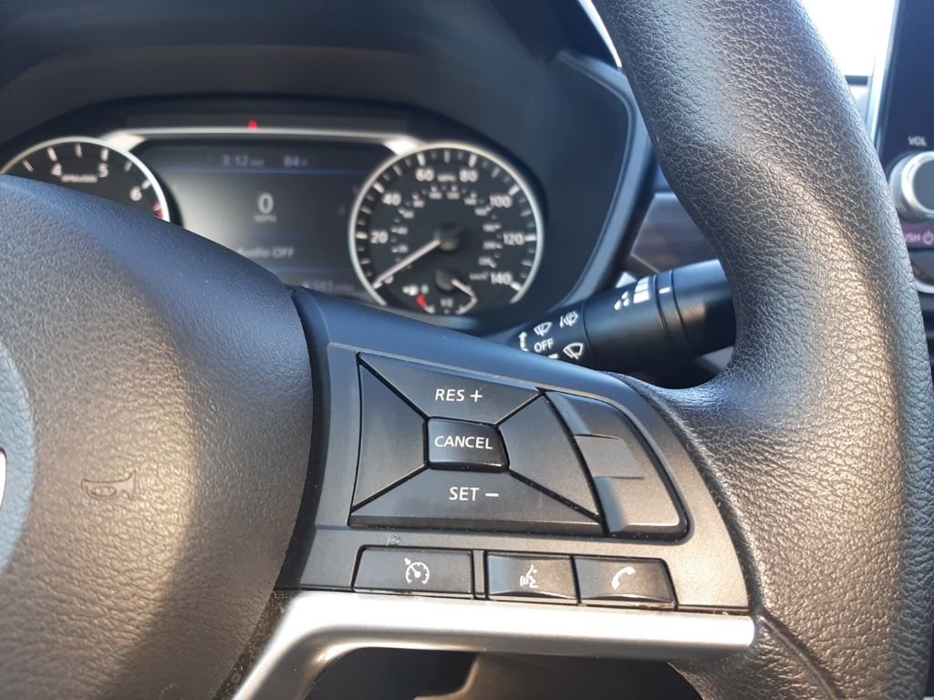 Used 2024 Nissan Altima 2.5 SV image 19