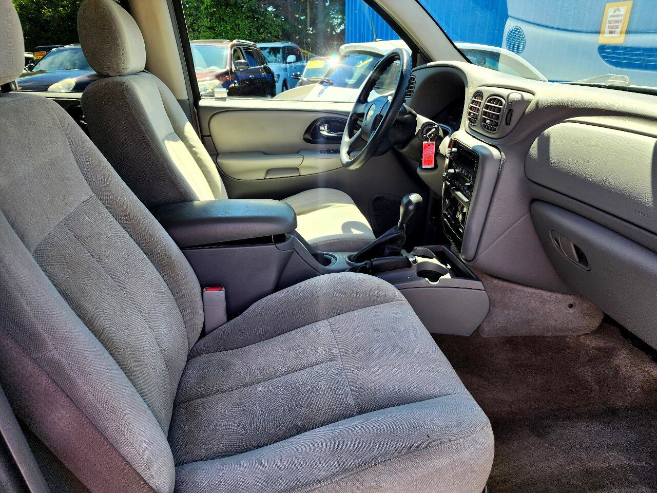 Used 2005 Chevrolet TrailBlazer LS w/ LS Preferred Equipment Group image 29