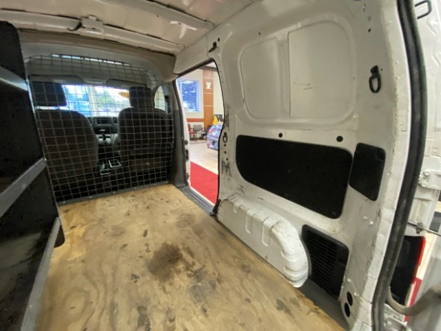 Used 2020 Nissan NV200 S image 19