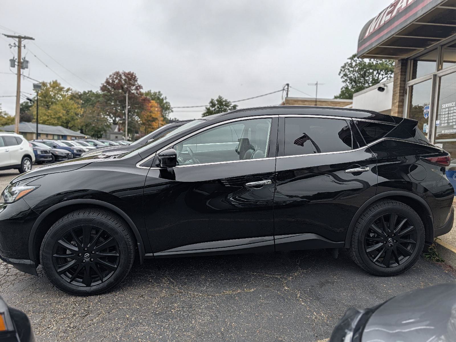 Used 2024 Nissan Murano SV w/ SV Midnight Edition Package AWD/4WD image 7
