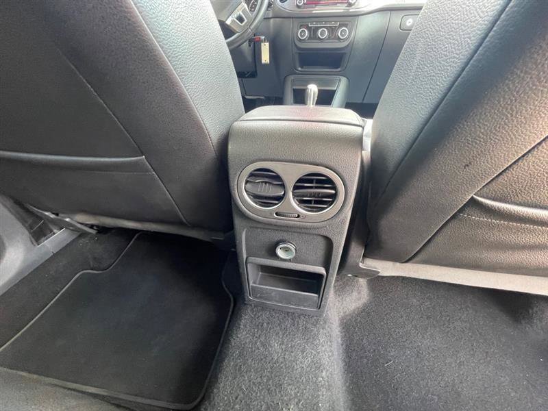 Used 2011 Volkswagen Tiguan S FWD image 20