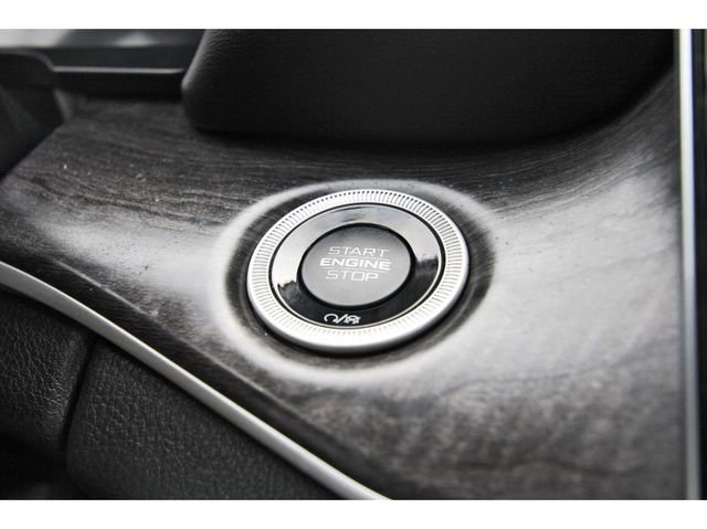 Used 2023 Jeep Grand Cherokee Limited image 18