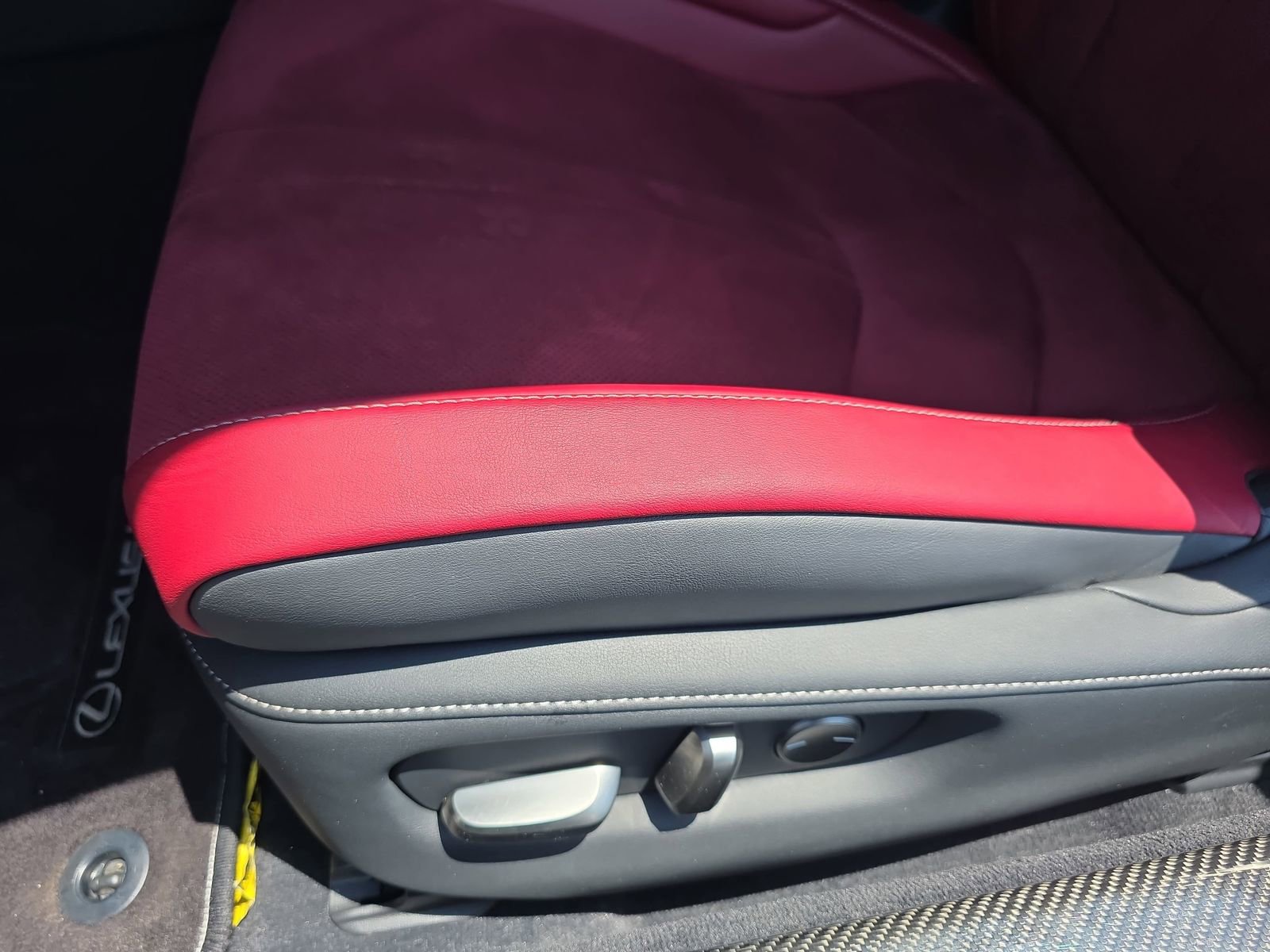 Used 2018 Lexus LC 500 Coupe w/ Performance Package RWD image 26