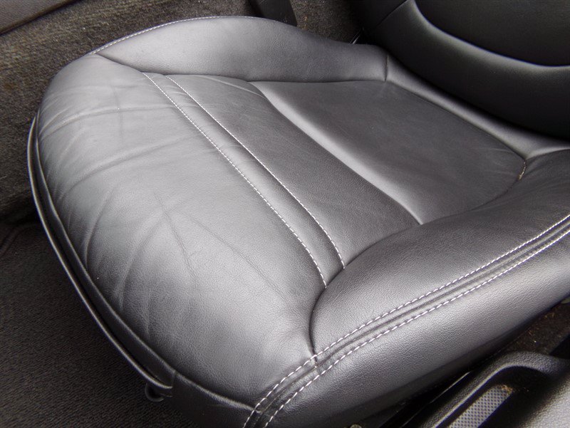 Used 2007 Pontiac Solstice Convertible w/ Premium Package RWD image 32