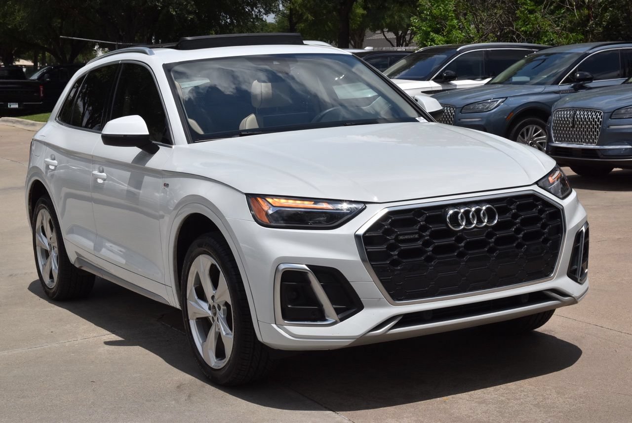 Used 2022 Audi Q5 2.0T Premium Plus w/ Premium Plus Package AWD/4WD image 4