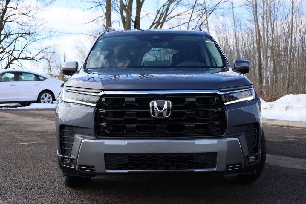 New 2026 Honda Pilot Elite image 2