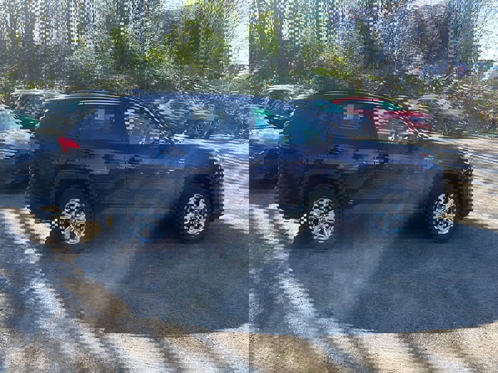 Used 2021 Toyota RAV4 XLE w/ XLE Grade Weather Package image 10