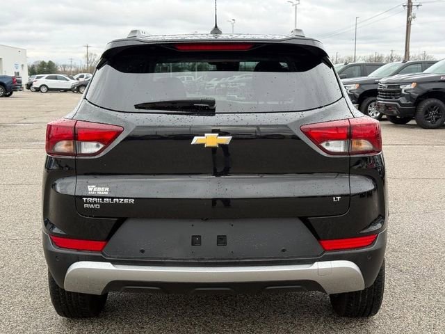 Used 2022 Chevrolet TrailBlazer LT w/ Driver Confidence Package image 4